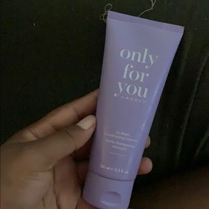 Brand New Monat Conditioner✨